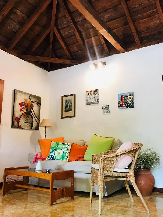 Holiday home Casa Rural El Brezal Brena Alta Spain